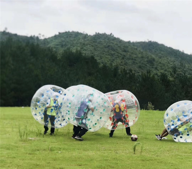 拓展训练——碰碰球