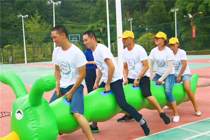 拓展训练——毛毛虫