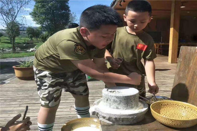研学旅行
